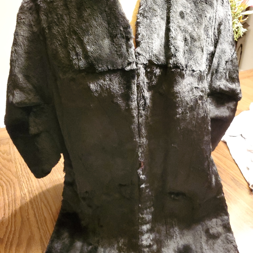 Beaver fur vintage black shawl signs of age but still remarkable